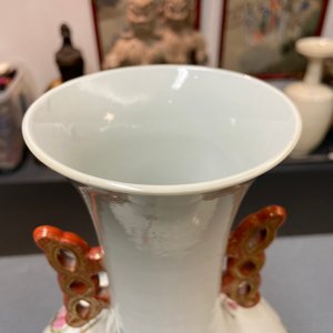 A Chinese famille rose bottle vase, Hongxian mark, Republic — photo 11