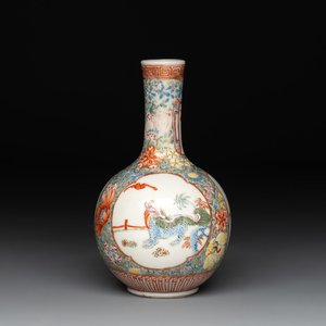 A Chinese famille rose bottle vase, Ju Ren Tang 居仁堂製 mark, Republic — 照片 1