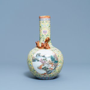 A Chinese famille rose bottle vase with landscape medallions, Qianlong mark, Republic — photo 1