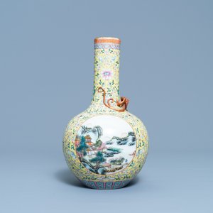 A Chinese famille rose bottle vase with landscape medallions, Qianlong mark, Republic — photo 3