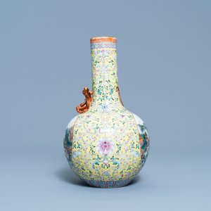 A Chinese famille rose bottle vase with landscape medallions, Qianlong mark, Republic — photo 4