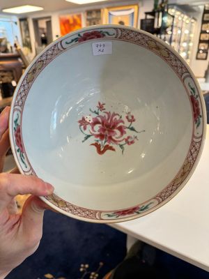 A Chinese famille rose bowl and a covered tureen, Yongzheng/Qianlong — photo 15