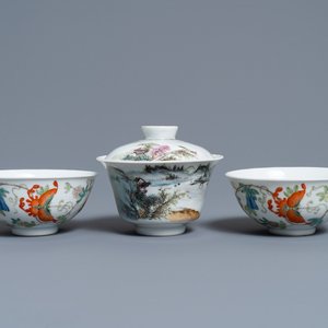 A Chinese famille rose bowl and cover and two 'butterfly' bowls, Jingdezhen mark, Republic — photo 1