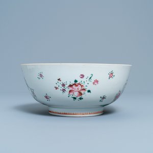 A Chinese famille rose bowl with British merchant navy ships, Qianlong — 照片 3