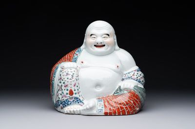 A Chinese famille rose Buddha, Zhu Mao Ji Zao 朱茂記造 mark, Republic