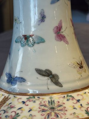 A Chinese famille rose 'butterfly' bottle vase, Guangxu mark and of the period — photo 7