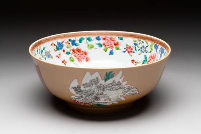 A Chinese famille rose capucin-ground bowl with landscape design, Qianlong