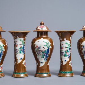 A Chinese famille rose capucin-ground five-piece garniture, Qianlong — photo 3