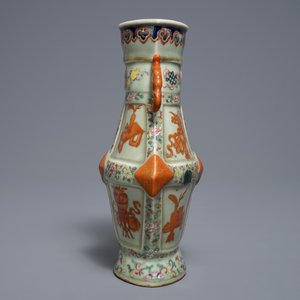 A Chinese famille rose celadon ground vase, Qianlong mark, 19th C. — photo 4