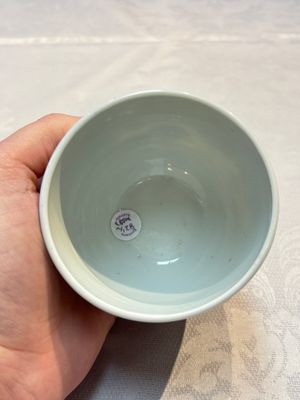 A Chinese famille rose 'Chicken' cup, Qianlong mark, Republic — photo 11