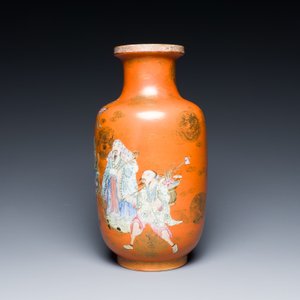 A Chinese famille rose coral-red-ground 'immortals' rouleau vase, Qianlong mark, Republic — photo 4
