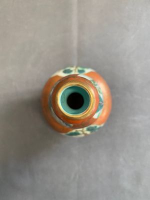 A Chinese famille rose coral-red-ground 'landscape' gourd vase, Qianlong mark, Republic — photo 5