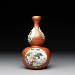 A Chinese famille rose coral-red-ground 'landscape' gourd vase, Qianlong mark, Republic — photo 1