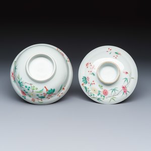 A Chinese famille rose covered bowl with floral design — photo 7
