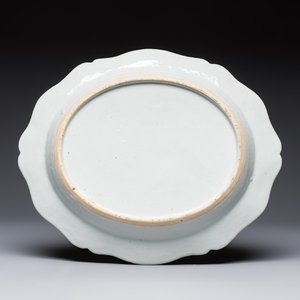 A Chinese famille rose covered tureen and stand with floral design, Qianlong — photo 5