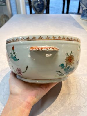 A Chinese famille rose ‘Crane in a Garden’ tureen and cover, Qianlong — photo 3