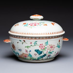 A Chinese famille rose ‘Crane in a Garden’ tureen and cover, Qianlong — photo 1