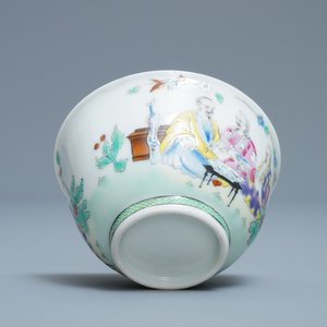 A Chinese famille rose cup and saucer after Cornelis Pronk: 'Doctor's visit', Qianlong — 照片 9