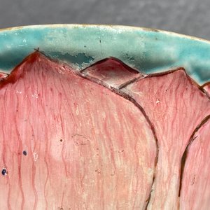 A Chinese famille rose cup and saucer and a 'magnolia' cup, Yongzheng — photo 10