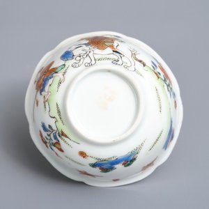A Chinese famille rose cup and saucer with a warrior riding an elephant, Yongzheng — photo 9