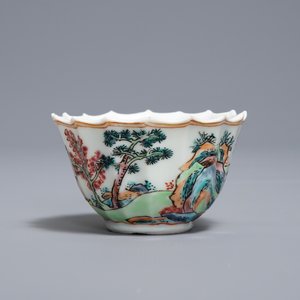 A Chinese famille rose cup and saucer with fishermen, Yongzheng — photo 7