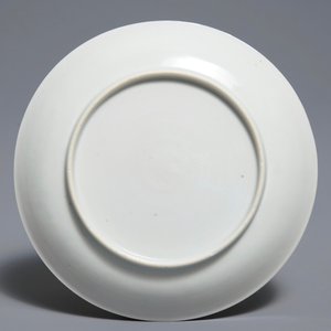 A Chinese famille rose cup and saucer with roosters, Yongzheng — 照片 3