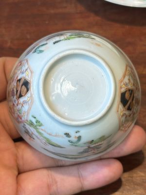 A Chinese famille rose cup and saucer with the arms of Beekman of Zeeland for the Dutch market, Yongzheng — photo 7