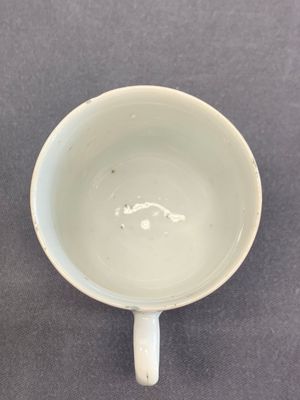 A Chinese famille rose dish, a teapot, a milk jug and a cup, Yongzheng/Qianlong — photo 21