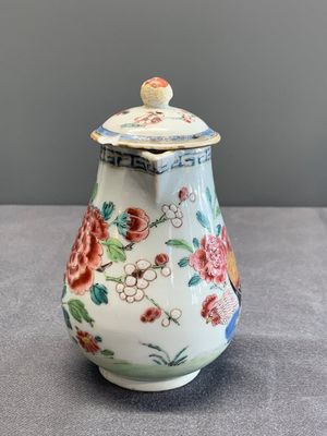 A Chinese famille rose dish, a teapot, a milk jug and a cup, Yongzheng/Qianlong — photo 5