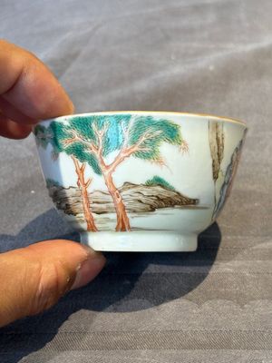 A Chinese famille rose 'Don Quixote' cup and saucer, 18/19th C. — photo 13