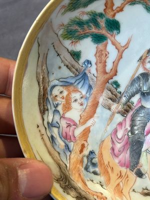 A Chinese famille rose 'Don Quixote' cup and saucer, 18/19th C. — photo 5