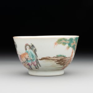 A Chinese famille rose 'Don Quixote' cup and saucer, 18/19th C. — photo 5