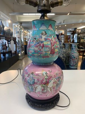 A Chinese famille rose double gourd 'Eight Immortals' vase mounted as a lamp, 19th C. — photo 7
