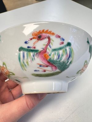 A Chinese famille rose 'Dragons' bowl and a 'Bats and Clouds' bowl, Tongzhi and Guangxu mark, 19th C. — photo 17