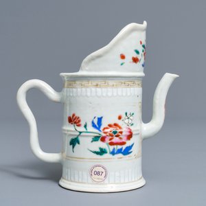 A Chinese famille rose 'duomuhu' ewer, Qianlong — 照片 2