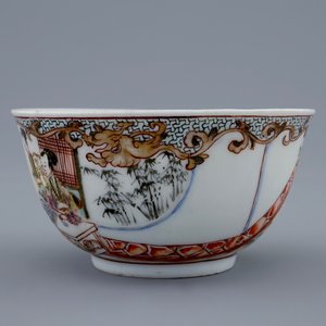 A Chinese famille rose eggshell cup and saucer with ladies playing go, Yongzheng, 1723-1735 — photo 7