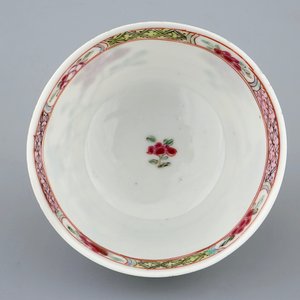 A Chinese famille rose eggshell cup and saucer with squirrels, Yongzheng, 1723-1735 — photo 4