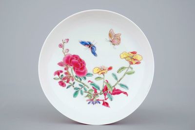 A Chinese famille rose eggshell porcelain ruby back saucer plate, Yongzheng, 1722-1735