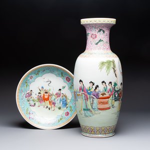 A Chinese famille rose 'Eight Immortals' dish and an 'Elegant Beauties' vase, Qianlong and Jingdezhen 景德鎮 mark, 20th C. — photo 1