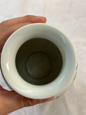 A Chinese famille rose 'Eight Immortals' vase, Qianlong mark, Republic — 照片 8