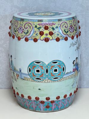 A Chinese famille rose 'Elegant Beauties' garden seat, 20th C. — 照片 7