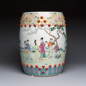 A Chinese famille rose 'Elegant Beauties' garden seat, 20th C. — 照片 1