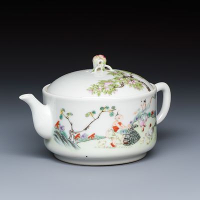 A Chinese famille rose 'Elegant Ladies and Playing Boys' teapot, Guangxu mark, Republic