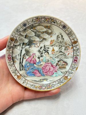 A Chinese famille rose 'erotic subject' cup and saucer, Yongzheng/Qianlong — photo 7
