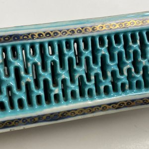 A Chinese famille rose 'erotical subject' cricket box, 1st half 19th C. — photo 11