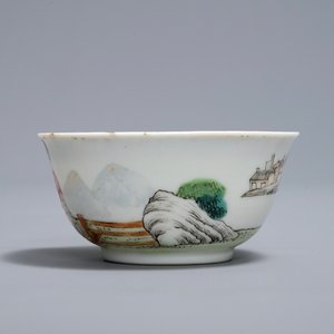 A Chinese famille rose erotical subject cup and saucer, Yongzheng — 照片 7