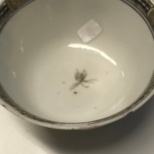 A Chinese famille rose erotical subject cup and saucer, Yongzheng — 照片 10