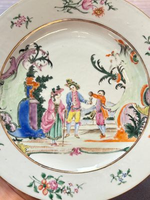 A Chinese famille rose 'European subject' plate, Qianlong, ca. 1760 — photo 2