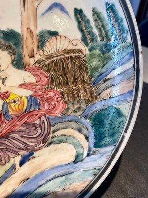 A Chinese famille rose export porcelain 'mythological subject' plate, Yongzheng/Qianlong — photo 3