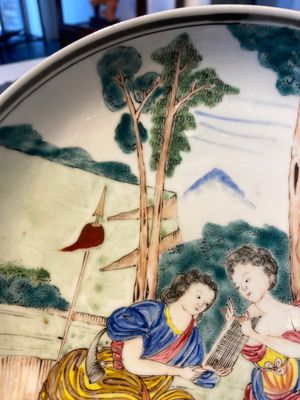 A Chinese famille rose export porcelain 'mythological subject' plate, Yongzheng/Qianlong — photo 5